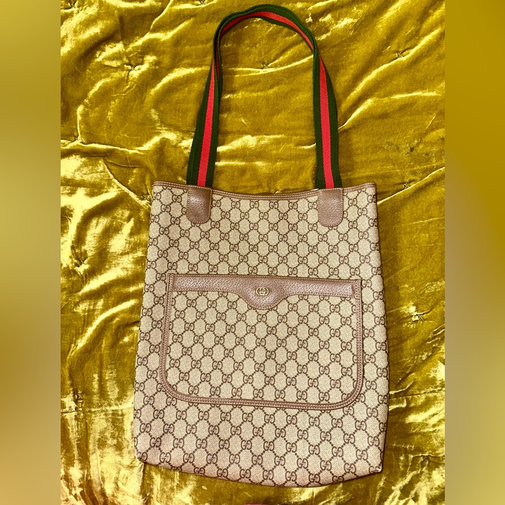 🌷🍭💖 Authentic! GUCCI Sherry tote.  Really good condition.